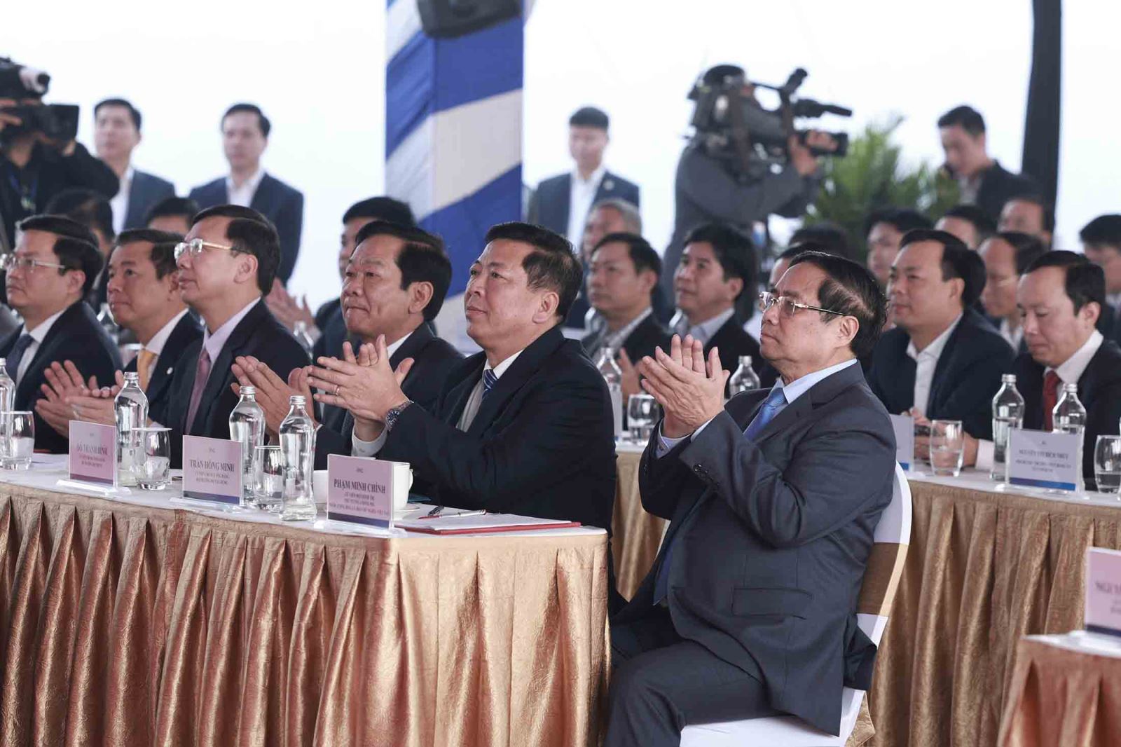 Khoi-cong-KDT-lon-nhat-Viet-Nam-co-SVD-135000-2